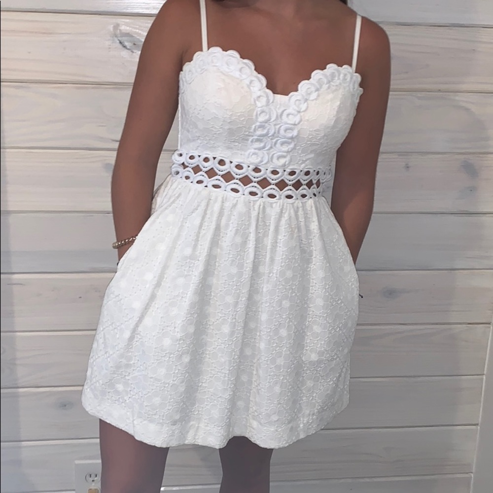 White Laced lily pulitzer